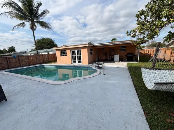 7430 Atlanta Street, Hollywood, FL 33024