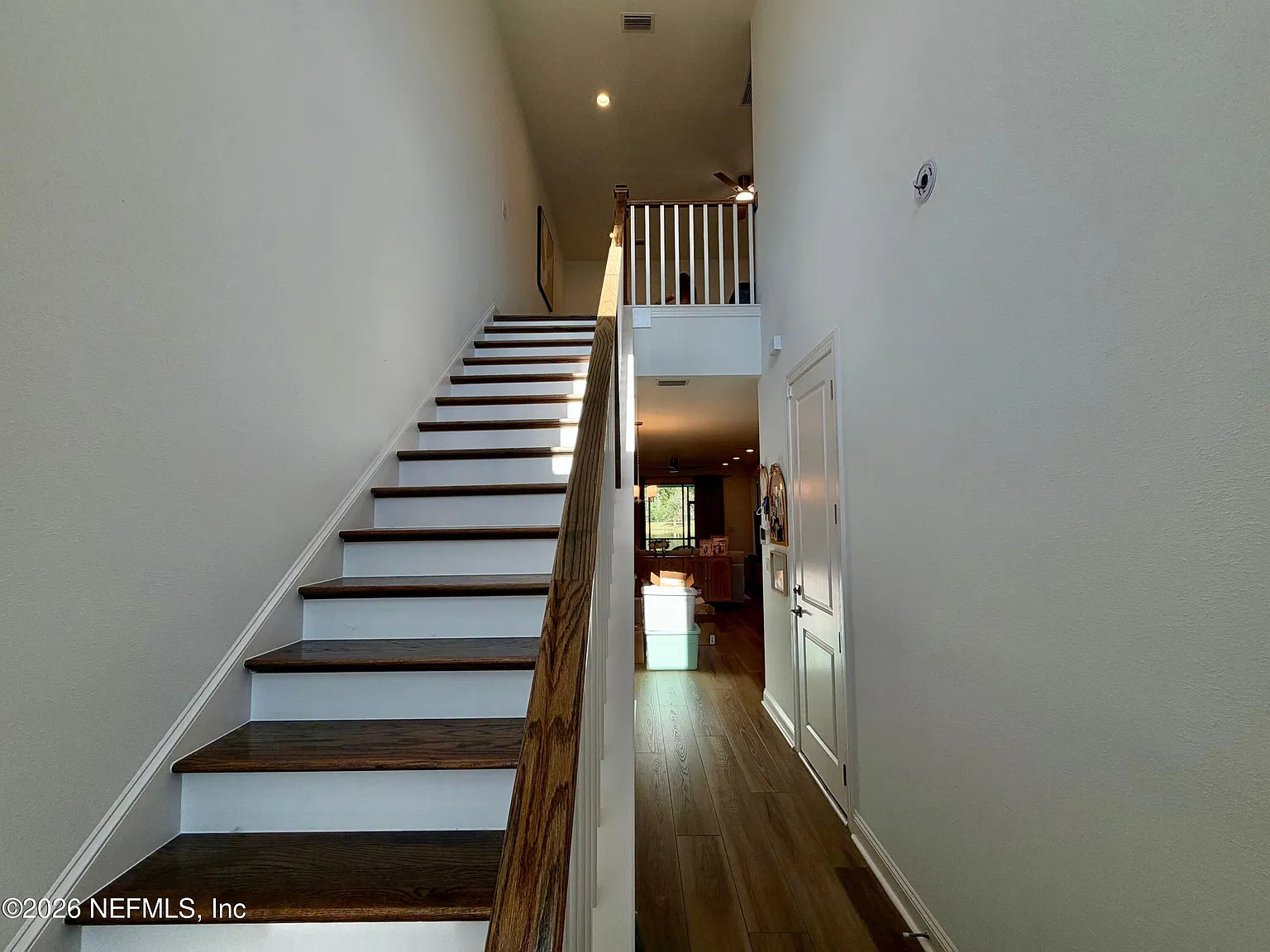 3 bed, 2.5 bath, 2018 sqft, $3,145 — Photo 3