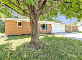 2115 Center St, Ashwaubenon, WI 54304