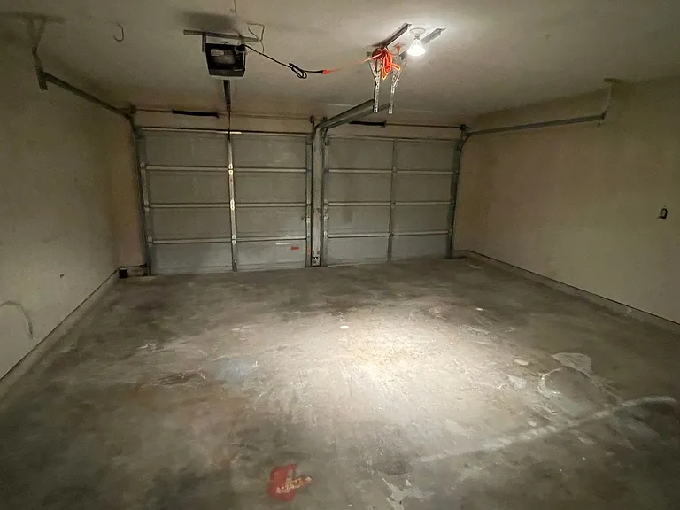 923 Simon Dr — Photo 29