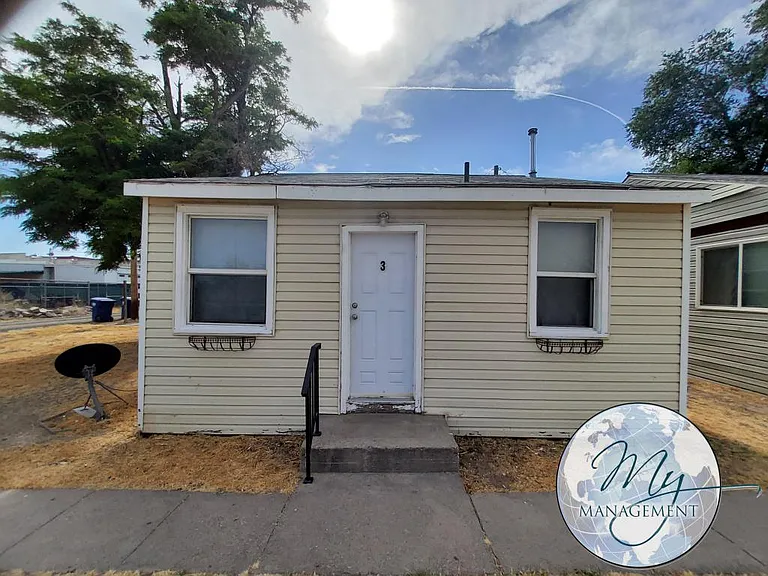 Newly Remodeled 1 bed 1 Bath — Photo 6