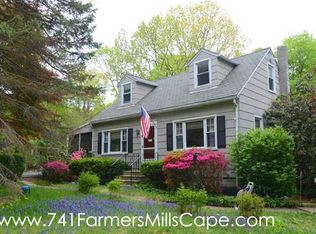 741 Farmers Mills Rd, Carmel, NY 10512