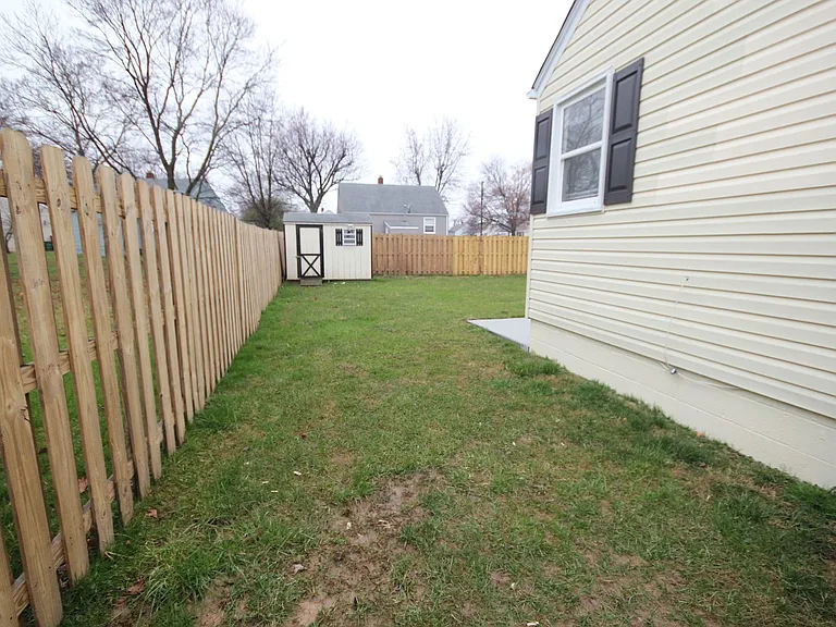 314 Old Post Rd — Photo 12