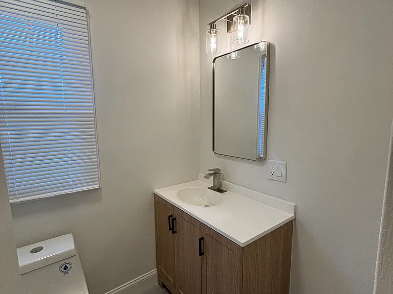 5 Stanford Dr #2B — Photo 5