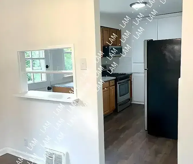 650 Norton Ave — Photo 7