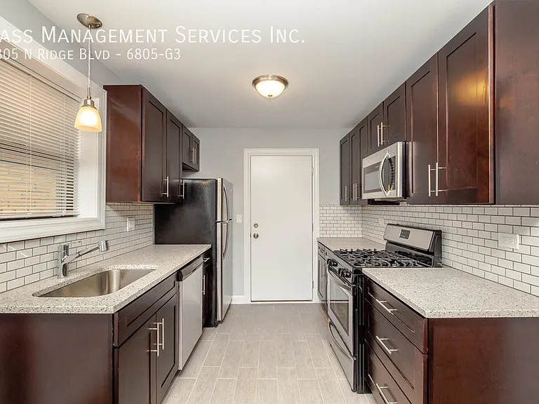 6801-09 N Ridge Blvd — Photo 37