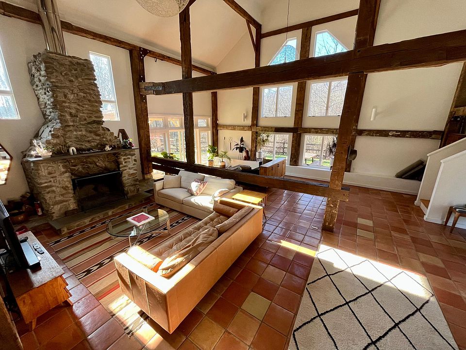 2 Decker Dr, Middletown, NY 10940 Zillow