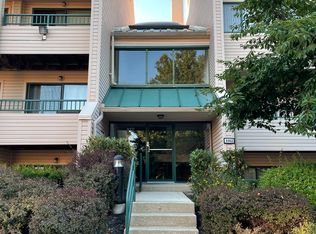 8002 Valley Manor Rd APT 1B, Owings Mills, MD 21117