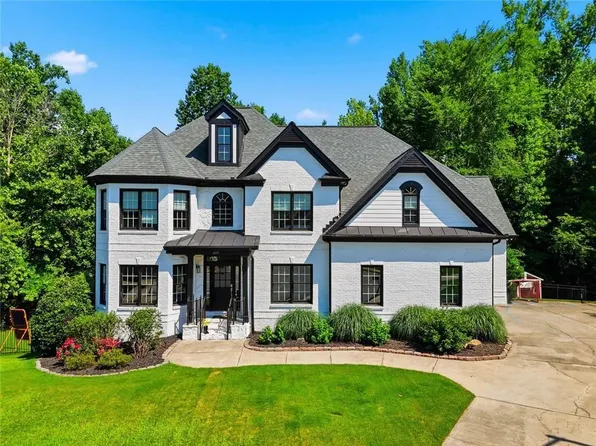 205 Stillwater Gln, Woodstock, GA 30188