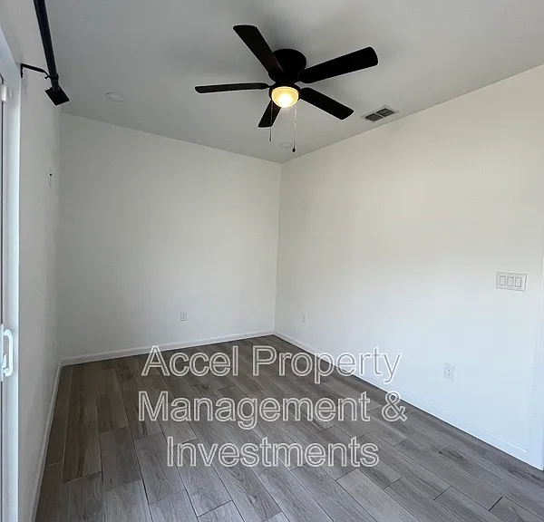 2120 Date Palm Ave #B — Photo 7