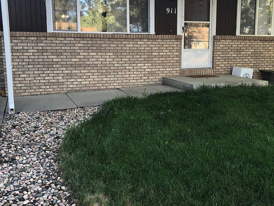 1st image of 911 Canyon Ct