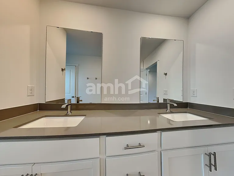 9836 Kai Jurcevic Ave — Photo 11