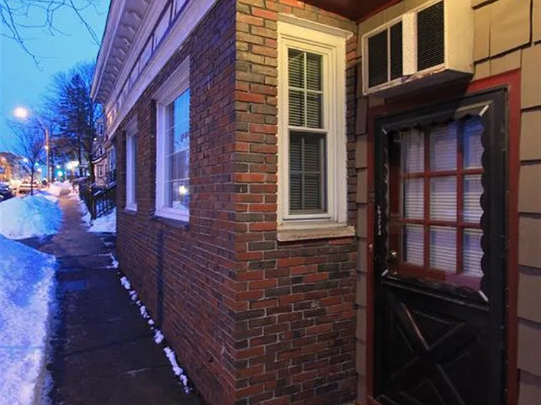 302 Highland Ave #1 — Photo 11