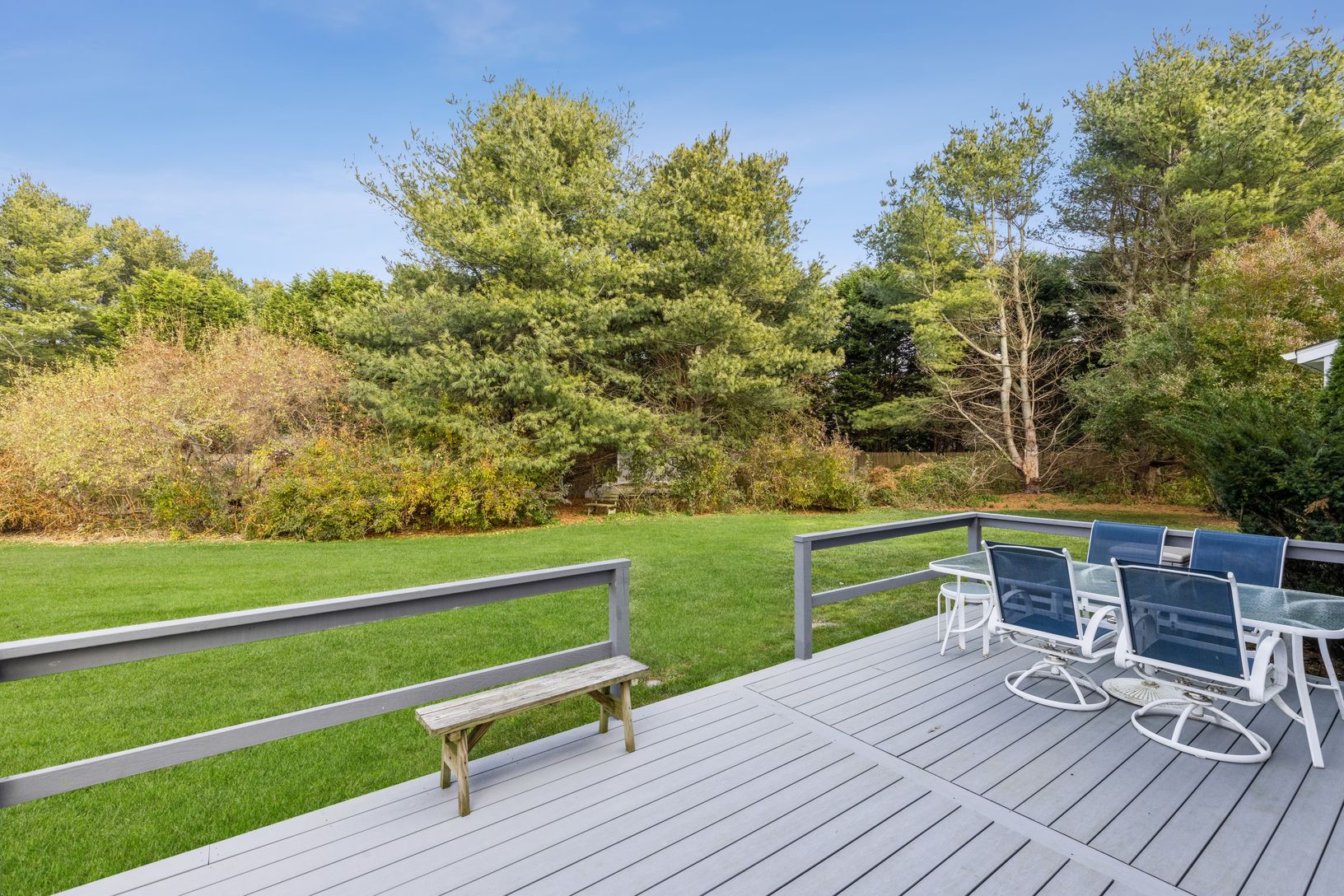  Deck in rear yard