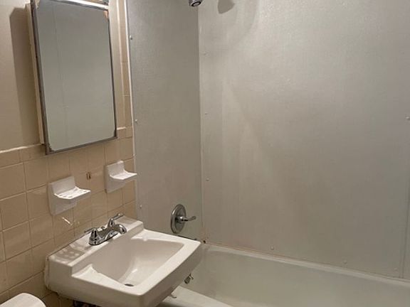 2nd image of 253-257 Essex St #60-64