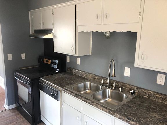 4th image of 718 N 19th St