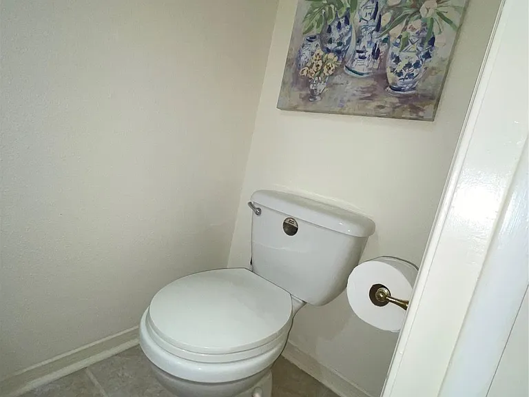 1323 River Rock Dr — Photo 13
