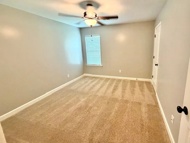 8136 Maywood Dr — Photo 9