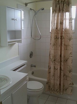 4th image of 6844 NW 31st Ave