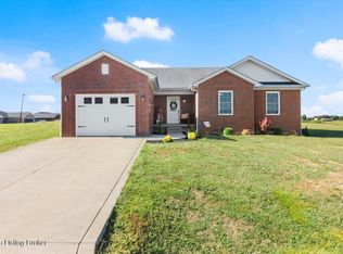 128 Scenic Hill Dr, Lebanon, KY 40033