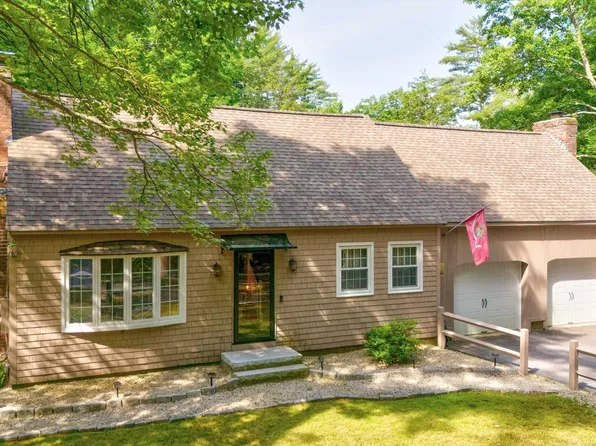 17 Boston Post Road, Amherst, NH 03031