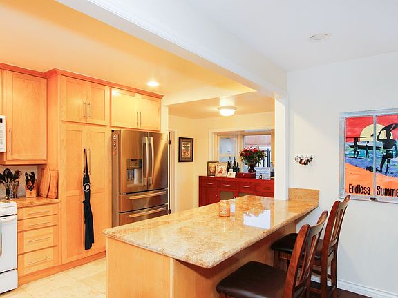 3rd image of 4117 Caflur Ave