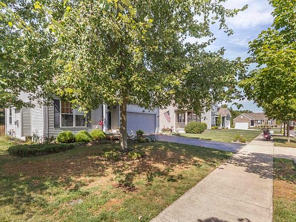 4th image of 377 Stonhope Dr