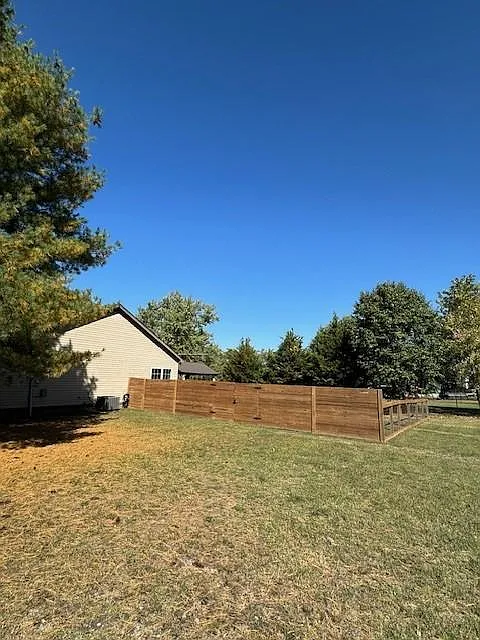1012 Pusher Pl — Photo 2