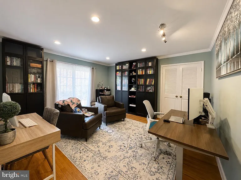 7327 Yates Ct — Photo 12