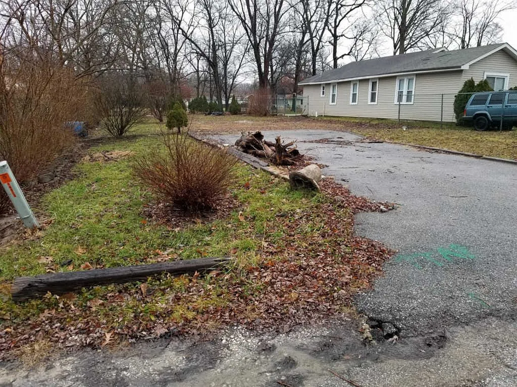 14013 Sherman St photo 1