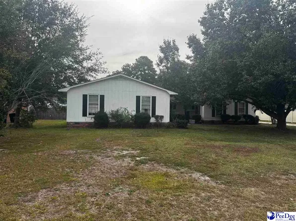 1022 Left Bank Dr, Florence, SC 29501