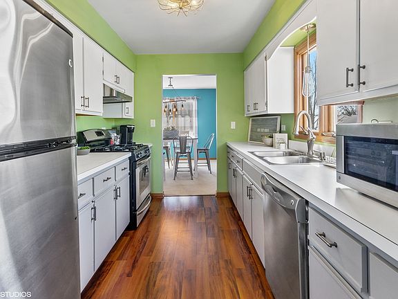 4th image of 2642 Crescenzo Dr Unit 2642