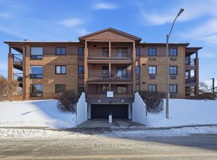 316 Savard Ave #212, Ottawa, ON K1L 7S2