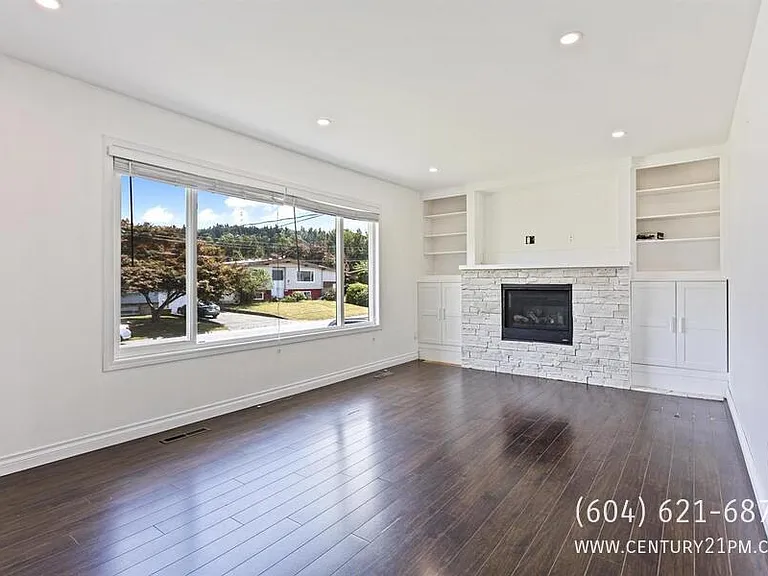 10245 Wedgewood Dr #UPPER — Photo 1
