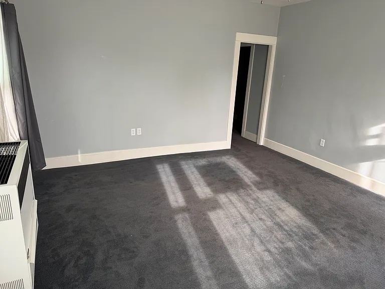 423 Gloria St #423 — Photo 6