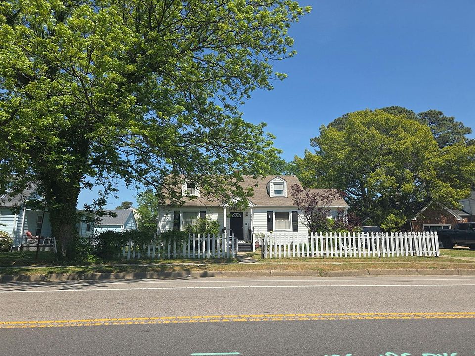 1st image of 3828 Robin Hood Rd