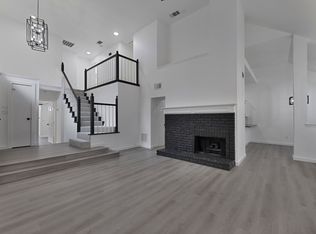 9012 Cumberland Dr, Irving, TX 75063