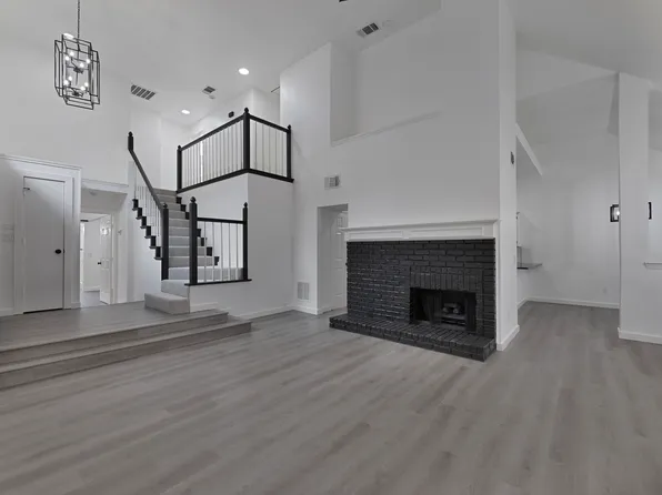 9012 Cumberland Dr, Irving, TX 75063