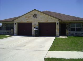 900 Yi Dr, Killeen, TX 76549