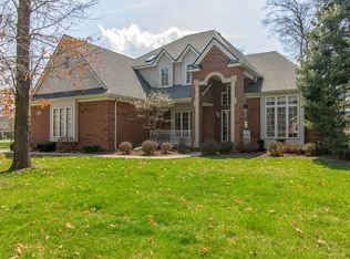 8026 Boulder Ridge Ct, Brighton, MI 48116