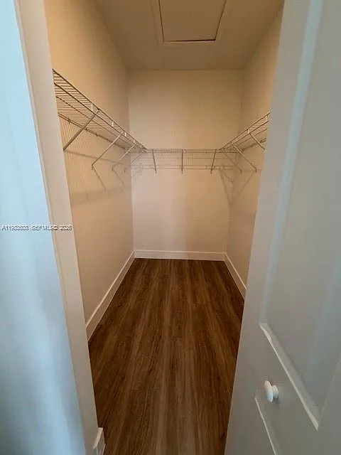 4 bed, 1600 sqft, $2,750 — Photo 4