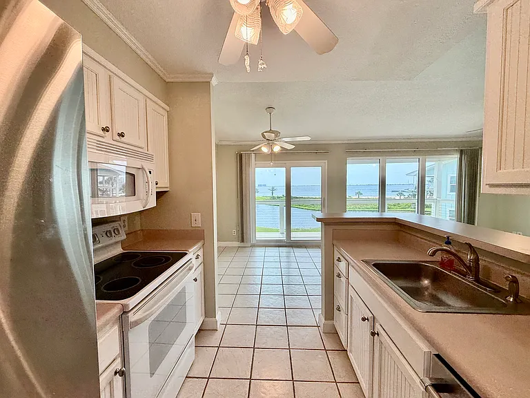 200 Pensacola Beach Rd — Photo 6