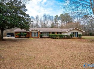 2204 Burningtree Dr SE, Decatur, AL 35603