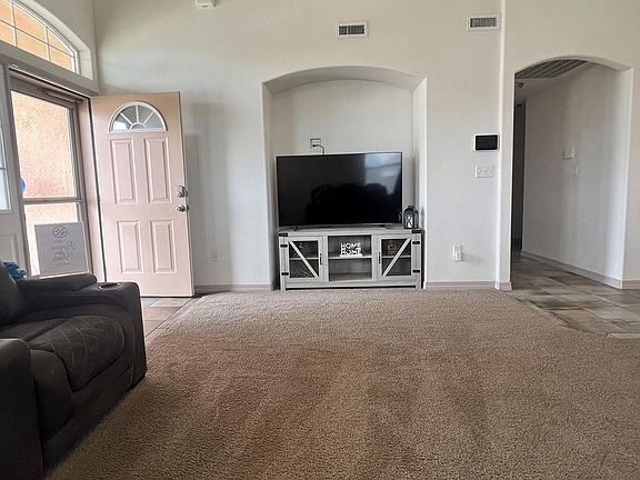 5th image of 964 Peachcrest Dr
