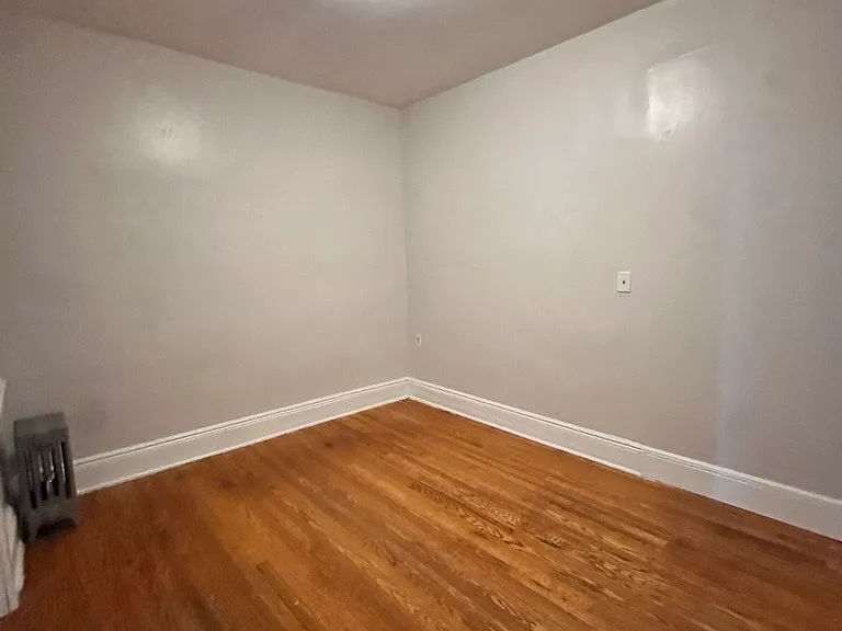 326 Ege Ave #2 — Photo 8