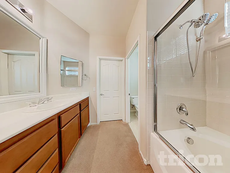 1104 Bistro Bay Ave — Photo 11