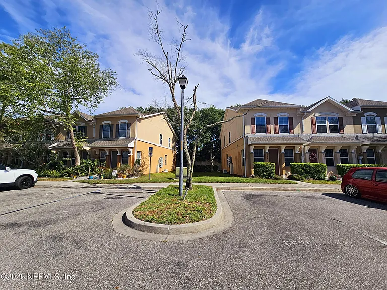 6194 High Tide Blvd — Photo 1