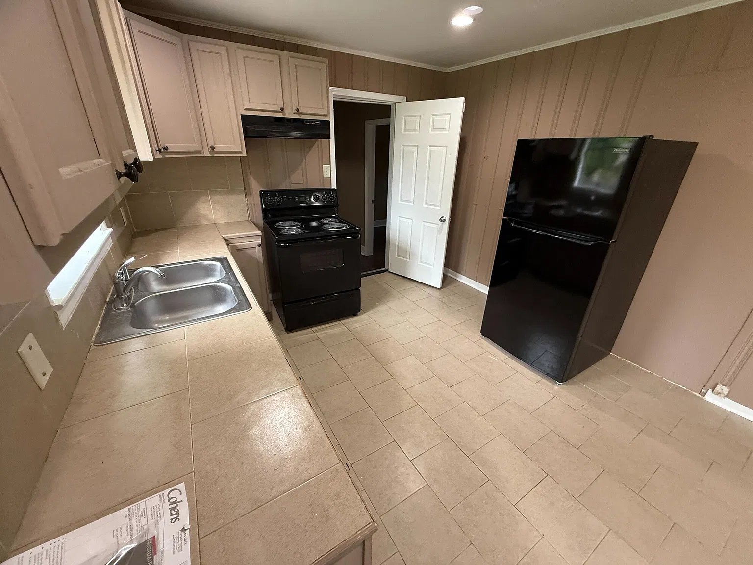 5 bed, 2.0 bath, 1551 sqft, $1,550 — Photo 3