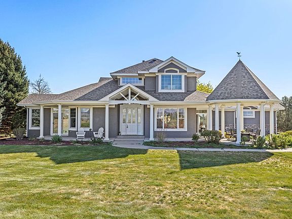 2nd image of 9055 Fieldcrest Ln