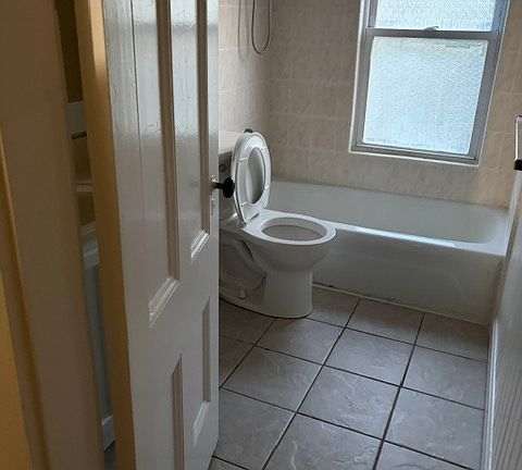 2nd image of 232-234 Nehathan St #2